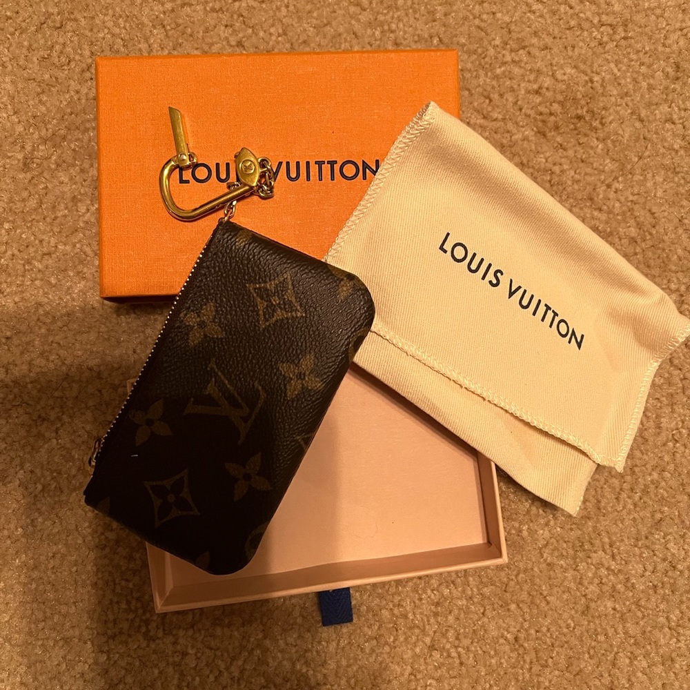 Louis vuitton key pouch